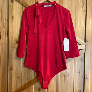 JustFab Women's Red Front Cutout Long Sleeve Bodysuit SIZE Large